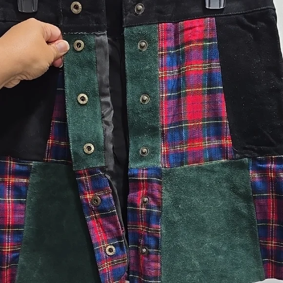 Mona Mode Vintage Plaid Mini Skirt Woman's Size 10 - Picture 3 of 14